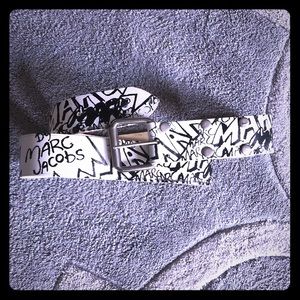 Super Rare 💫 Marc Jacobs Leather Graffiti Belt